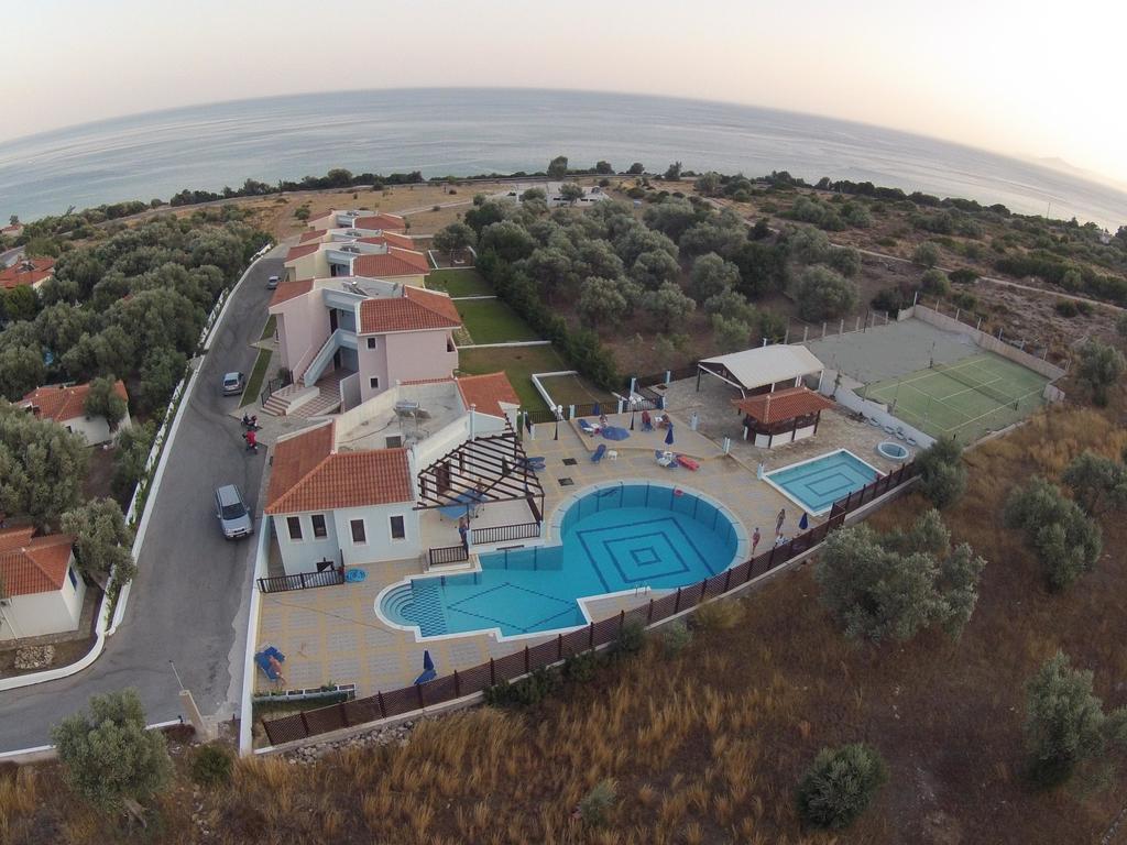 Kyma Hotel Marathókampos Екстериор снимка
