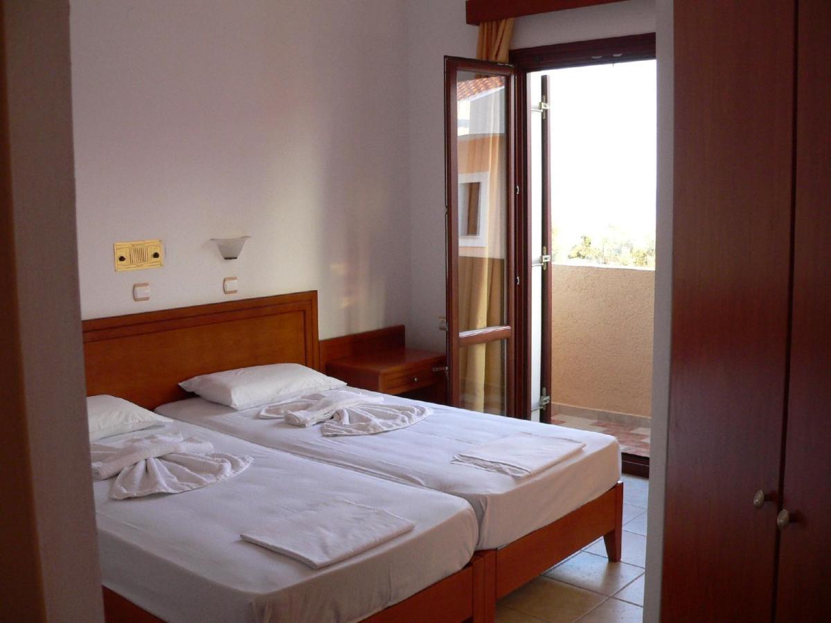 Kyma Hotel Marathókampos Екстериор снимка